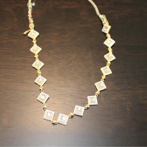 Womens Beautiful Choker or Necklace in Kundan Style